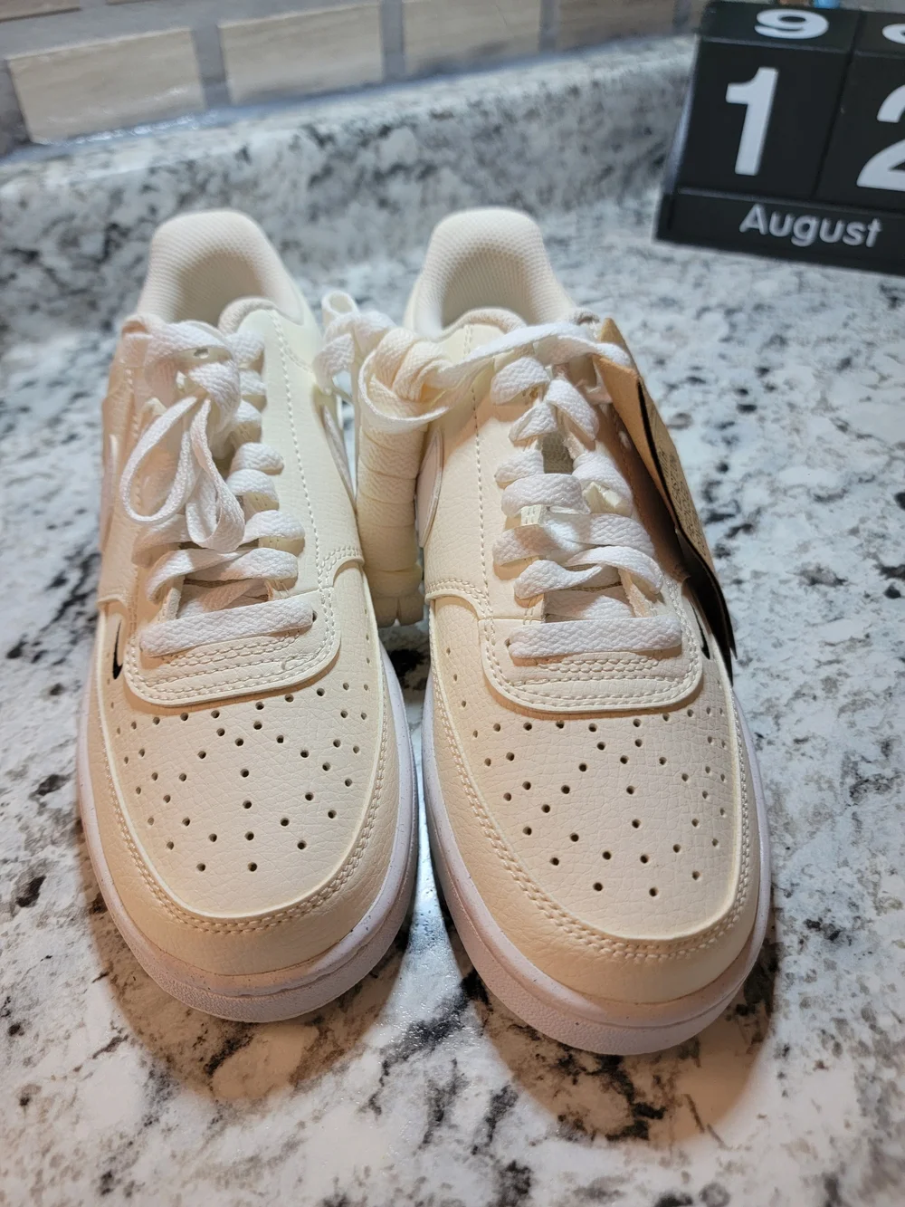 Nike Court Vision Low Kid's Sneakers (Size 7.5)